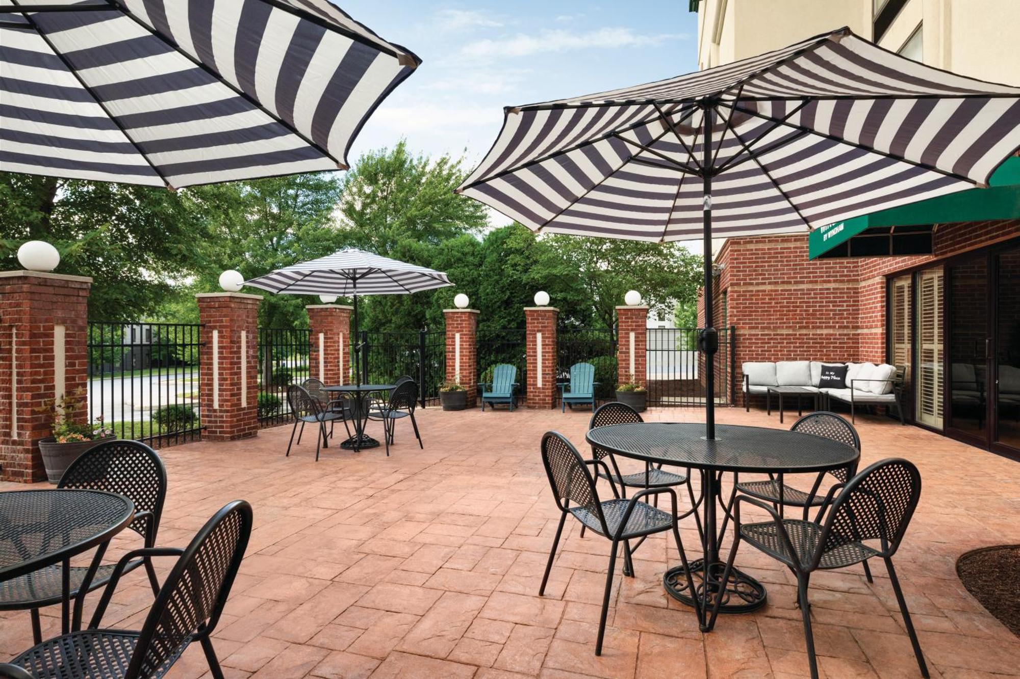 Wingate By Wyndham Louisville East Exteriör bild
